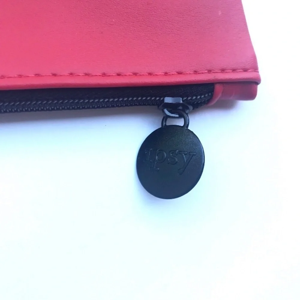 💸Ipsy Pink Masquerade Makeup Bag